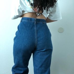 Vintage Levi’s Bareback Darkwash Jeans